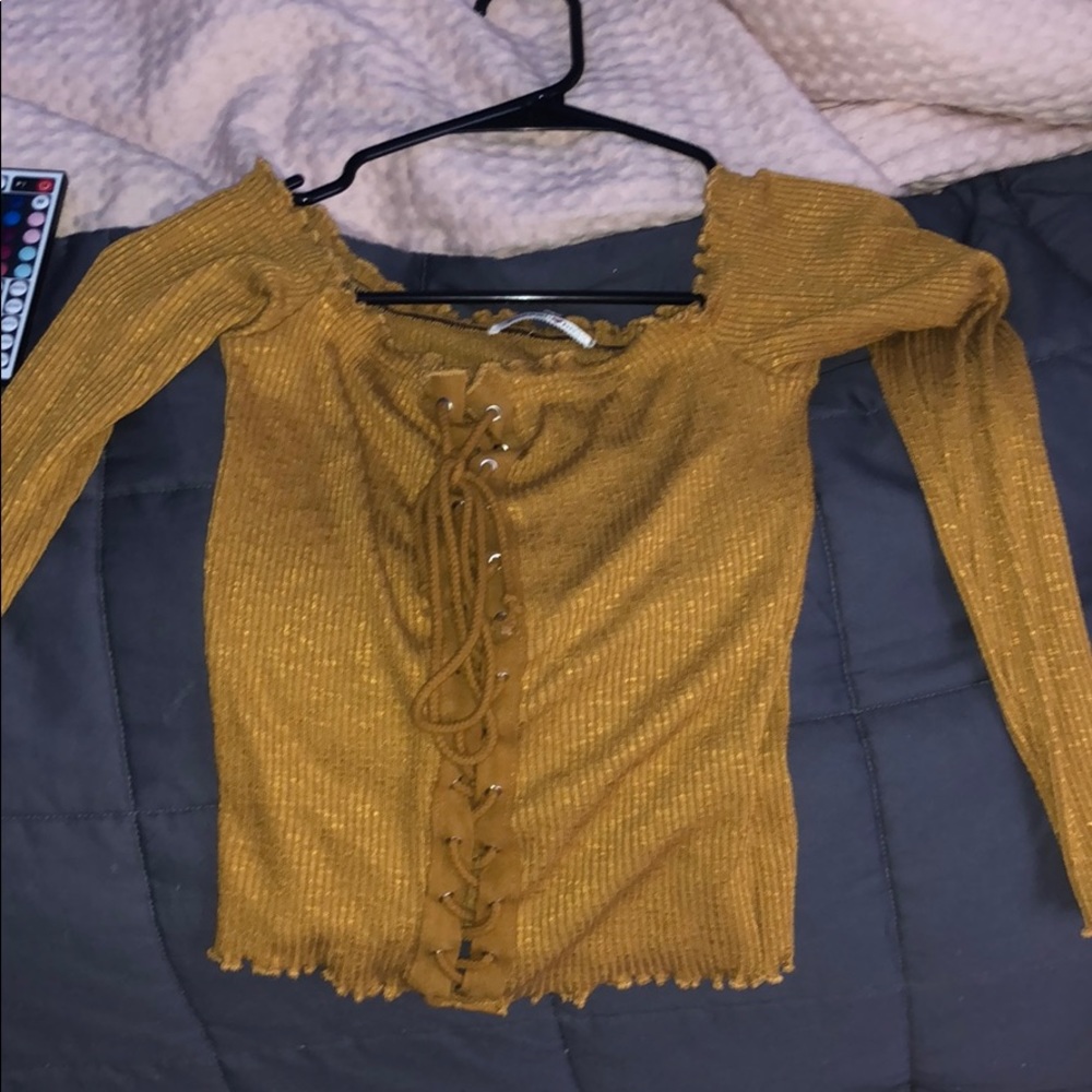 Rush colored shirt
